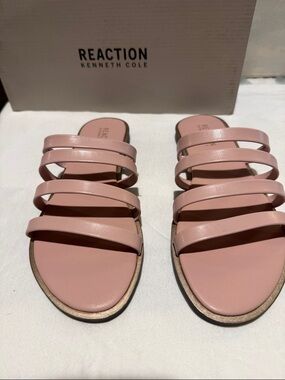 NIB Reaction Kenneth Cole blush sandals.